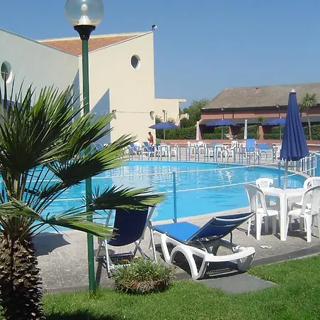 アパートホテル Serra Degli Alimini